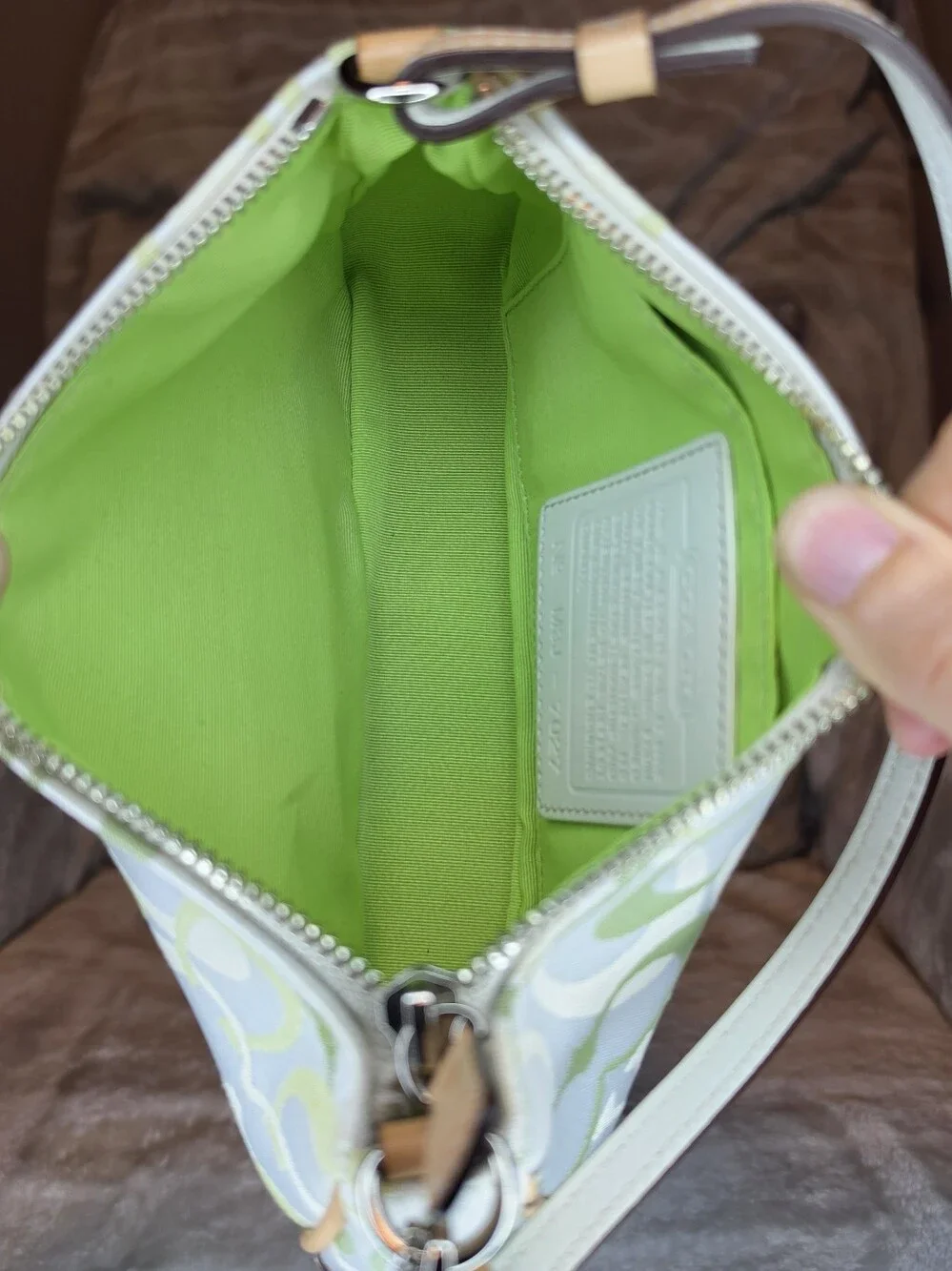 COACH VINTAGE OPTIC GREEN SIGNATURE C DEMI BAG 7027